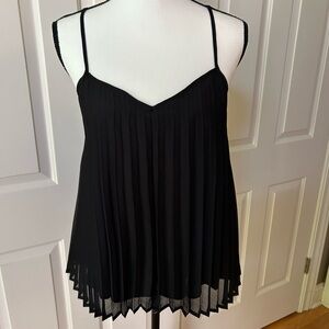 Bar III Black Accordion Pleated Sleeveless Top